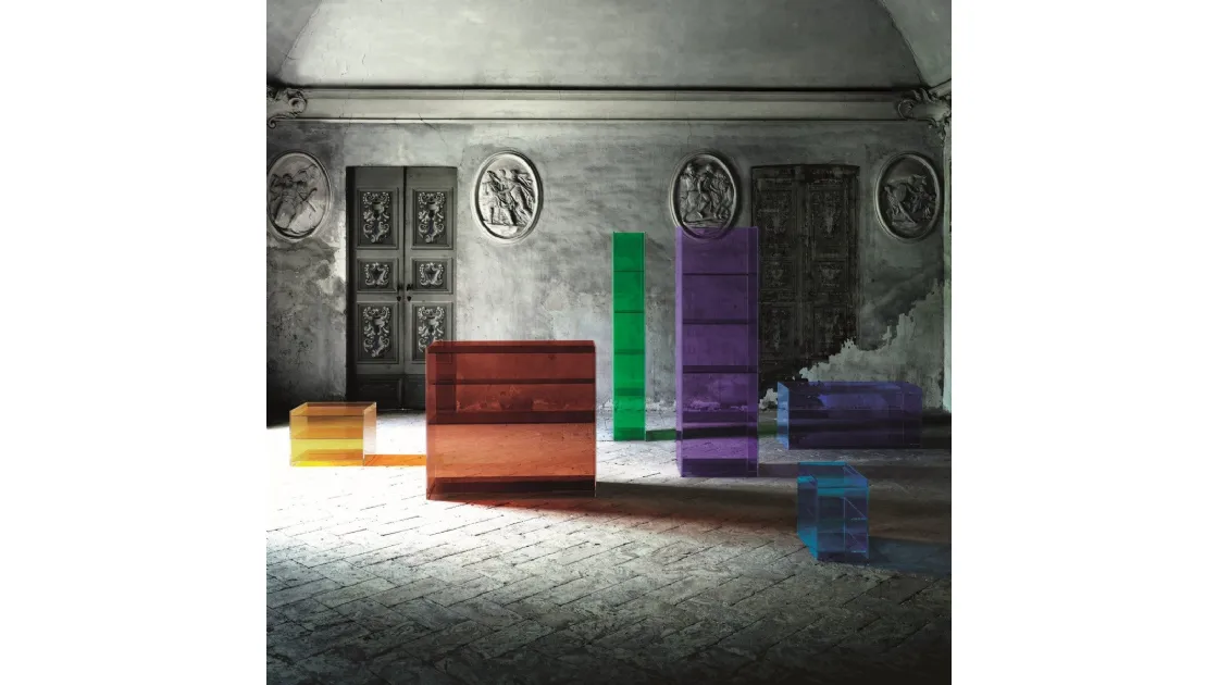 Contenitori Dr Jekyll and Mr Hyde in cristallo colorato di varie dimensioni di Glas Italia