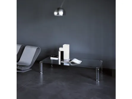 Tavolino Pipeline in cristallo trasparente extrachiaro di Glas Italia