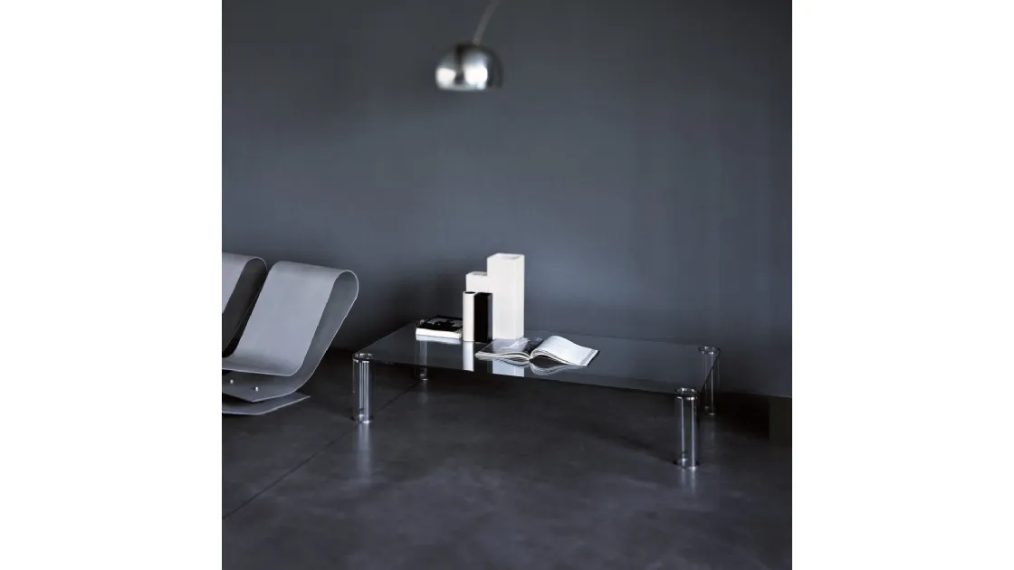 Tavolino Pipeline in cristallo trasparente extrachiaro di Glas Italia