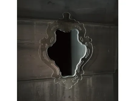 Specchio Rokokò con cornice in cristallo sagomato e traforato di Glas Italia