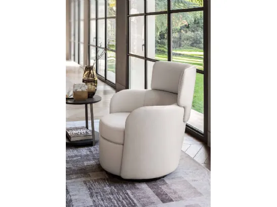 Poltroncina in pelle Claire Swivel di Ditre Italia