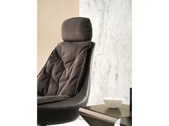 Poltrona Daya in ecopelle di Bontempi