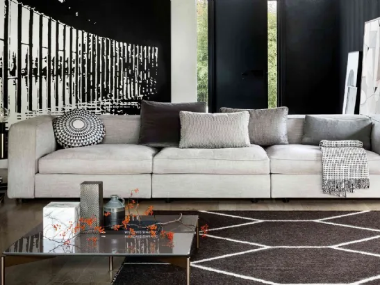 Divano lineare in tessuto imbottito Snap di Lema