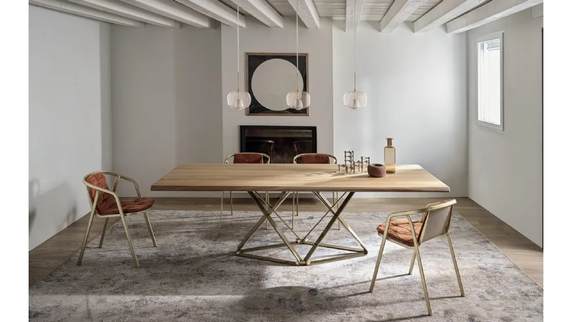 Sedia Ines in acciaio laccato e tessuto di Bontempi