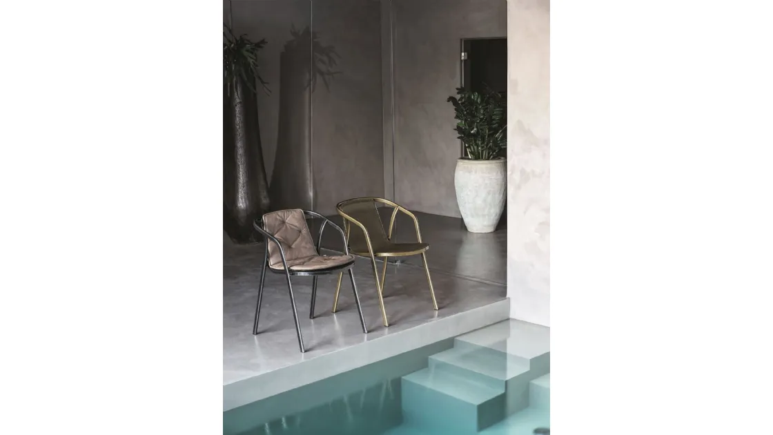 Sedia Ines in acciaio laccato di Bontempi