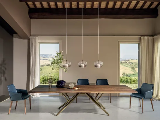 Sedia Sally rivestita in cuoio di Bontempi