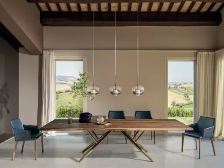 Sedia Sally rivestita in cuoio di Bontempi