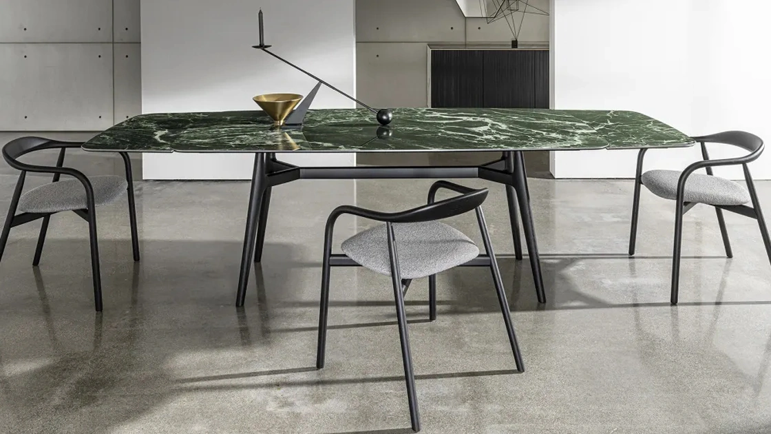 Tavolo Lewood shaped estensibile di Sovet