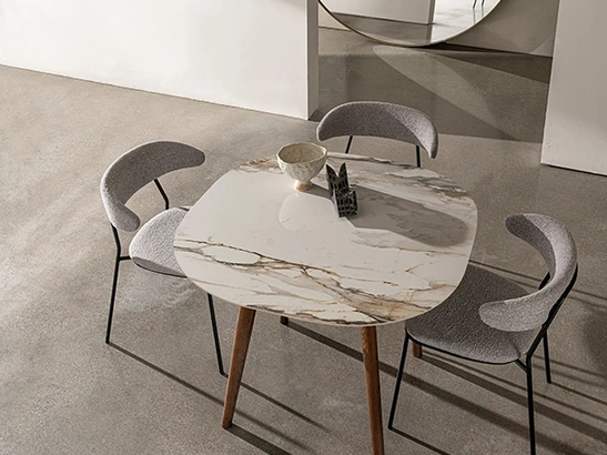 Tavolo Lewood shaped di Sovet