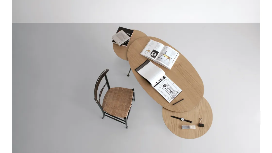 Tavolo allungabile con top in HPL rovere e telaio in acciaio nero Mr Hyde configurazione 28 di Extendo