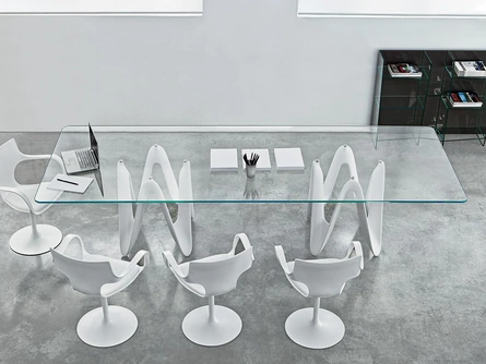 Tavolo Lambda con doppia base con top in vetro e cristalplant di Sovet