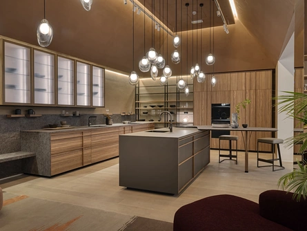 Cucina Design Archigraphica in Noce e top in Granito di Valcucine