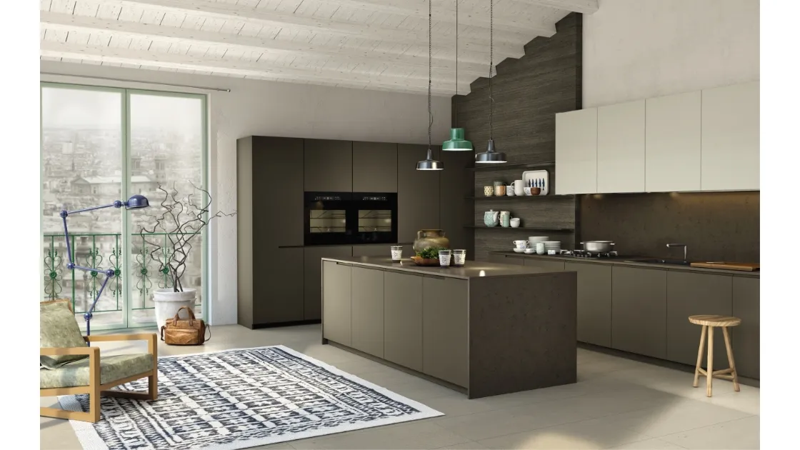 Cucina Design con isola Arena in laccato di Maistri