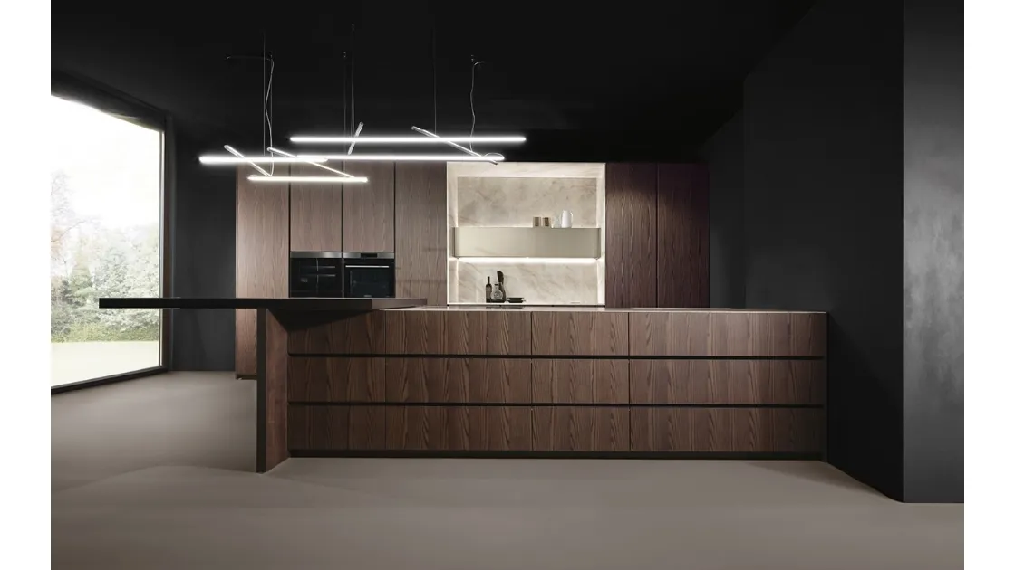 Cucina Design con penisola Giza in legno di frassino di Maistri