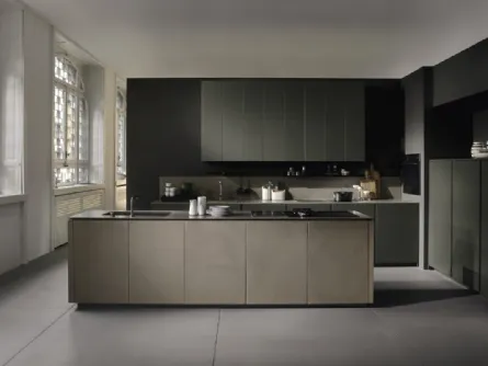 Cucina Design lineare in laccato verde opaco e finitura cemento Viva 03 di Maistri